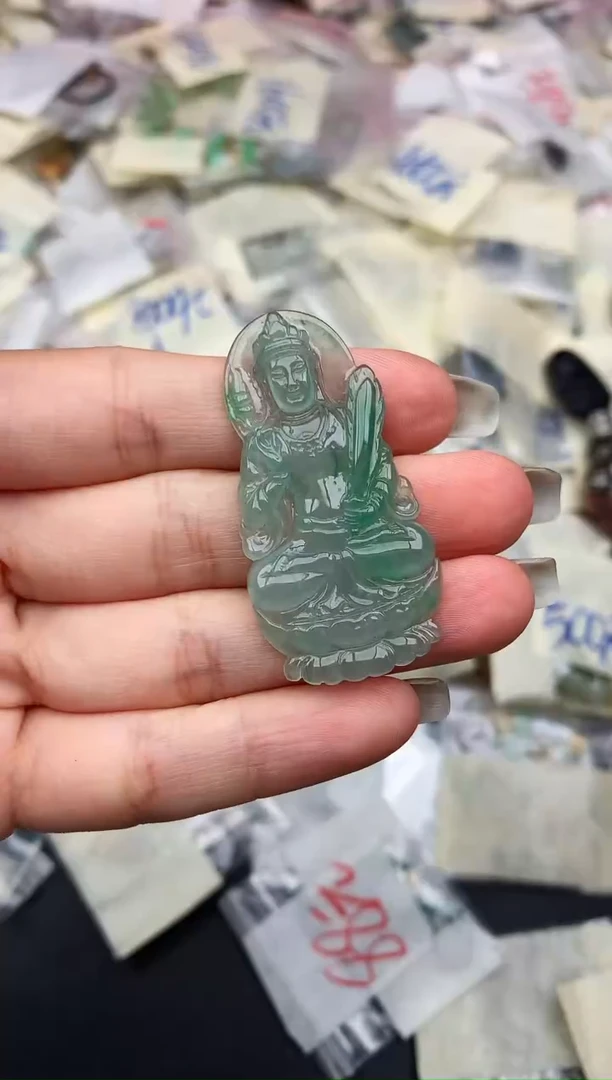 未镶嵌挂件翡翠一