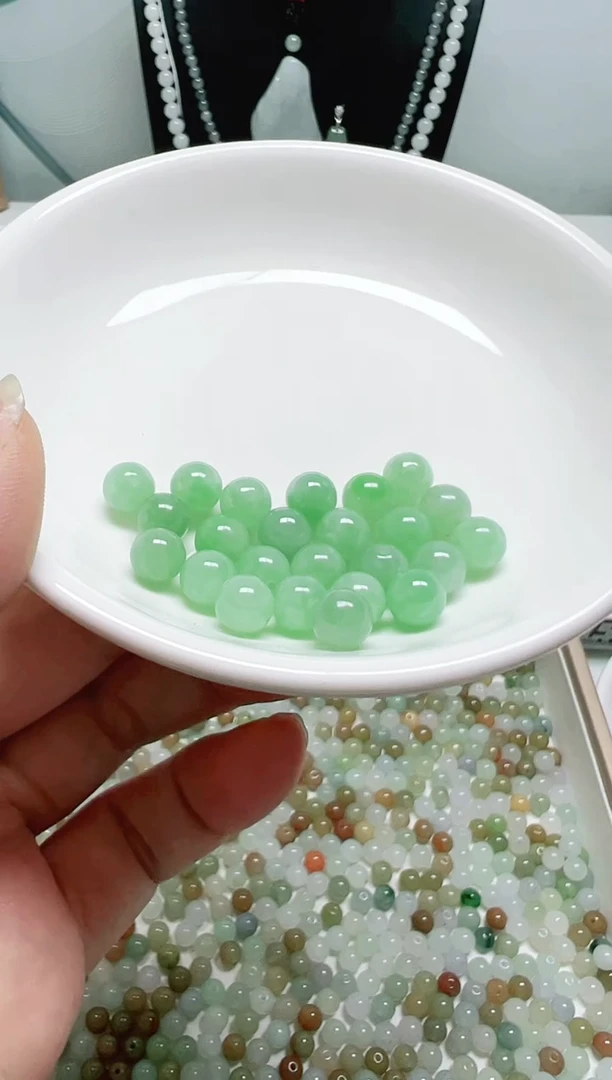 散珠翡翠金****®纯天然缅甸翡翠A货