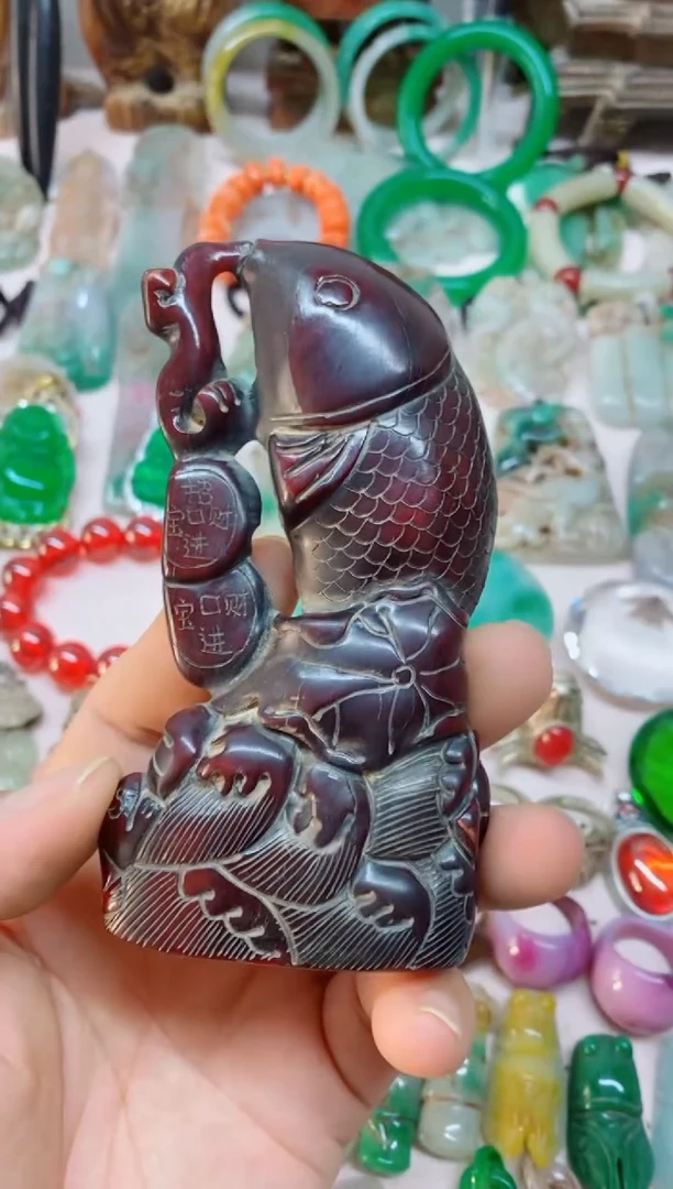 1直播间的实时画面