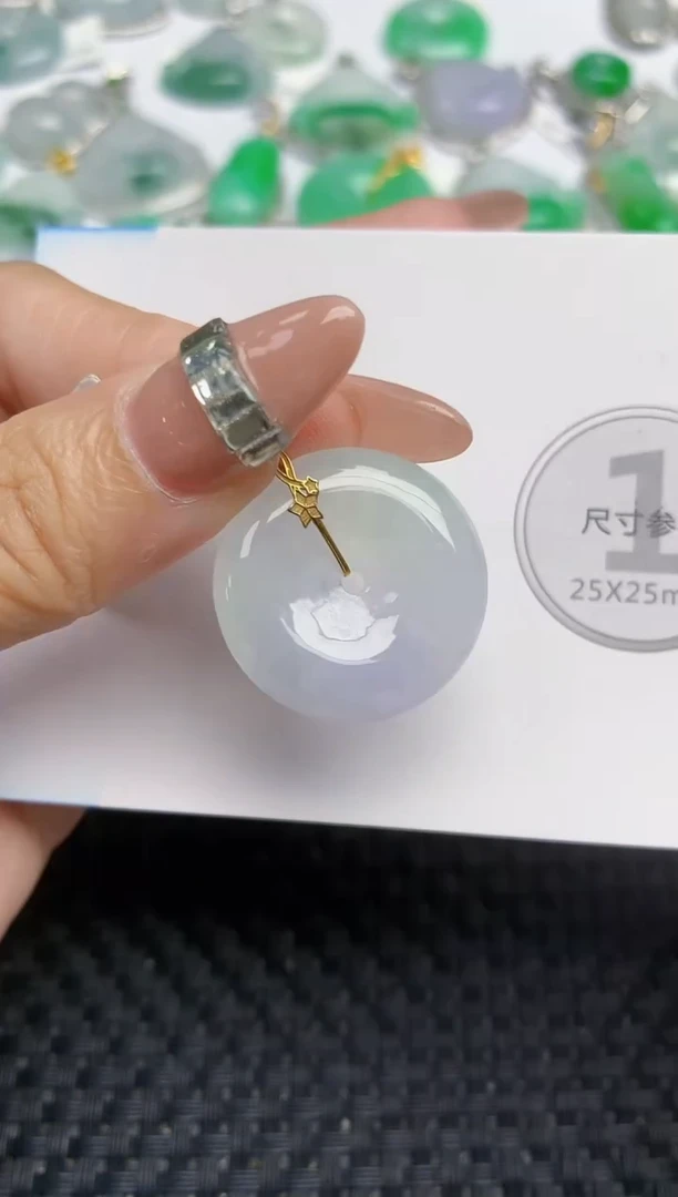 颈饰18K金镶嵌翡翠天然缅甸A货翡翠百元以上9元证书费自理