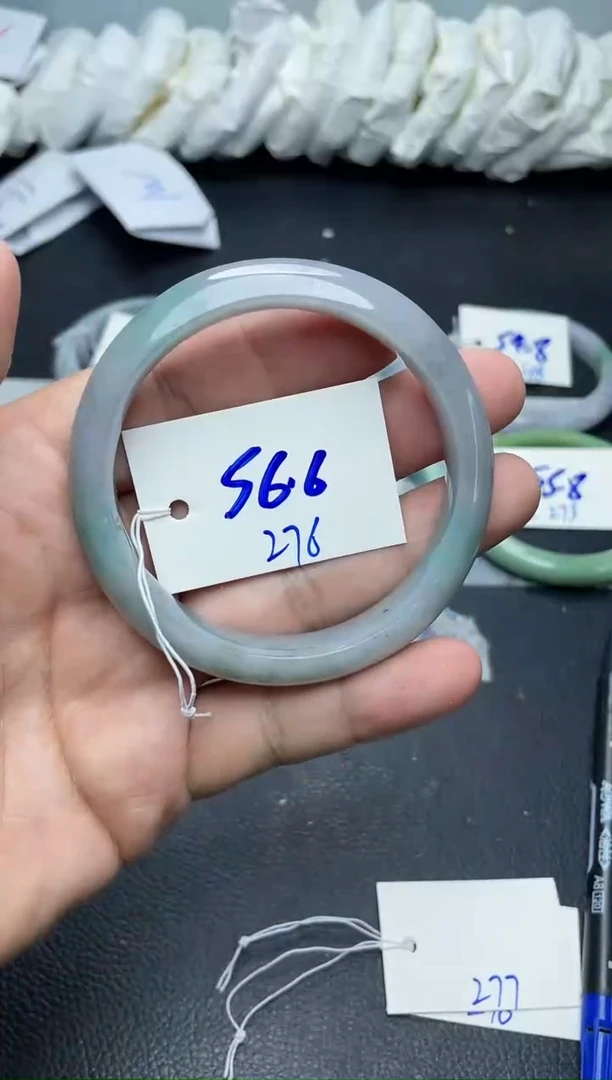 未镶嵌手镯翡翠276