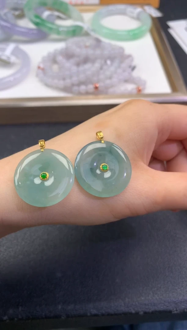 翡翠18K金镶嵌颈饰FA191 翡翠平安扣 多样性发其一配皮绳