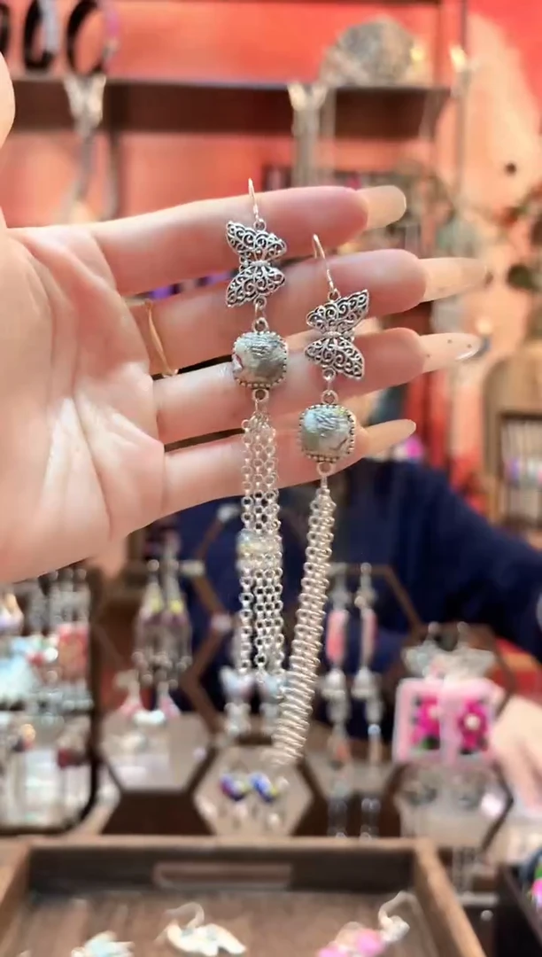 织绣云织谣民族风精美饰品 326