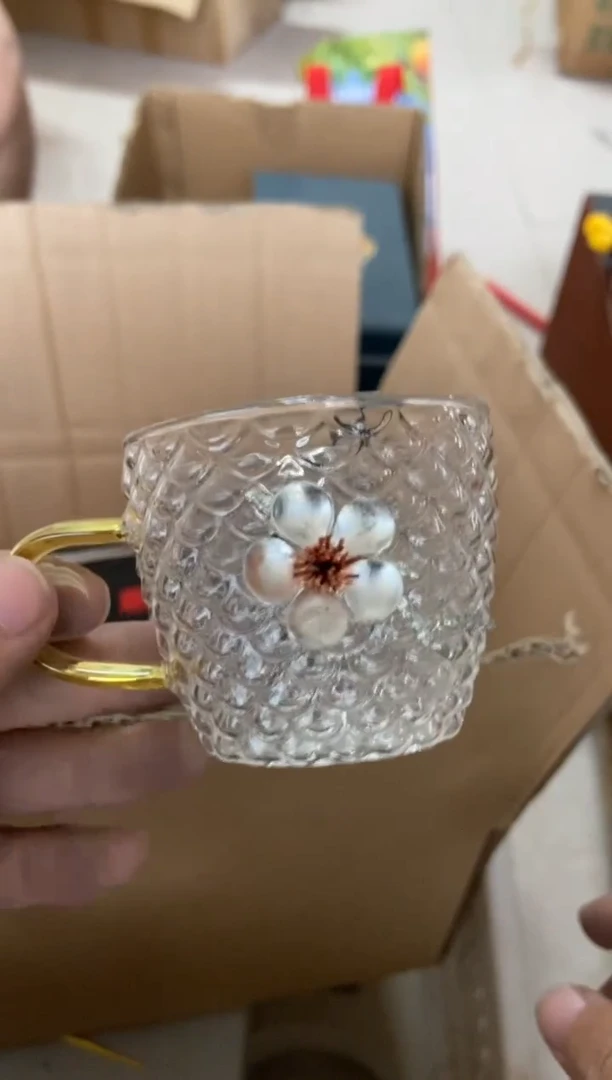 杯无运费险有瑕疵的有点脏介意勿拍