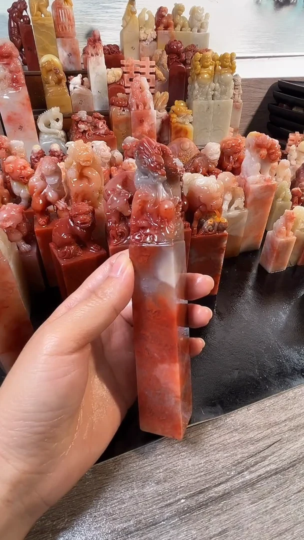 老挝石印石点***刻龙印章