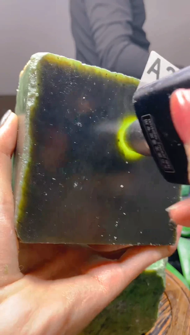 未镶嵌和田玉珠宝半成品1