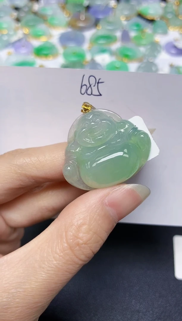 翡翠18K金镶嵌颈饰 天然翡翠A货