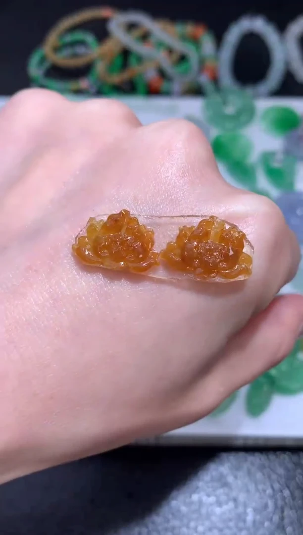 未镶嵌定制翡翠莲花一对