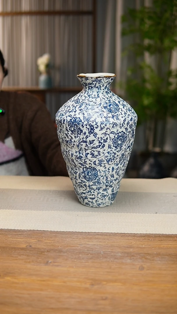 【闪购商品】陶瓷  花器青花瓷缠枝莲高脚