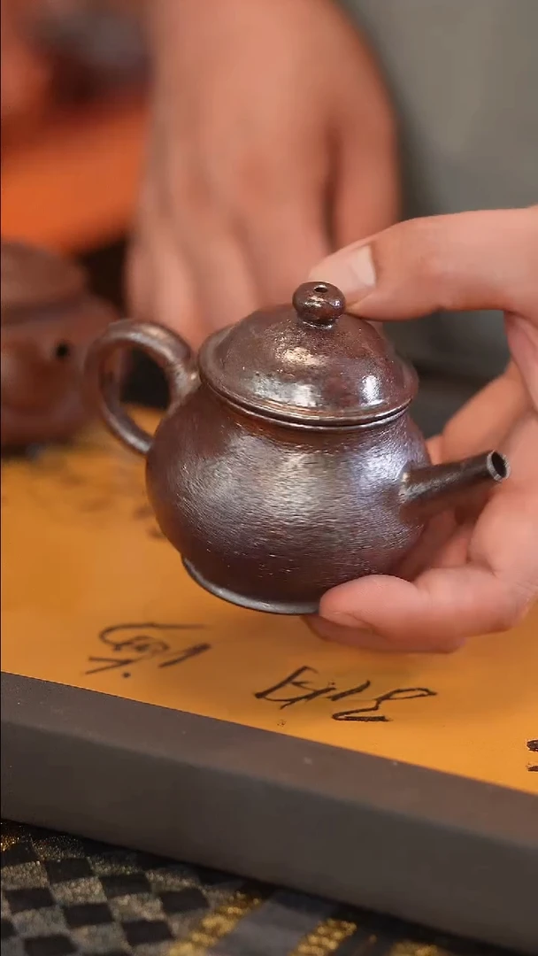 茶壶紫砂原矿手工制作