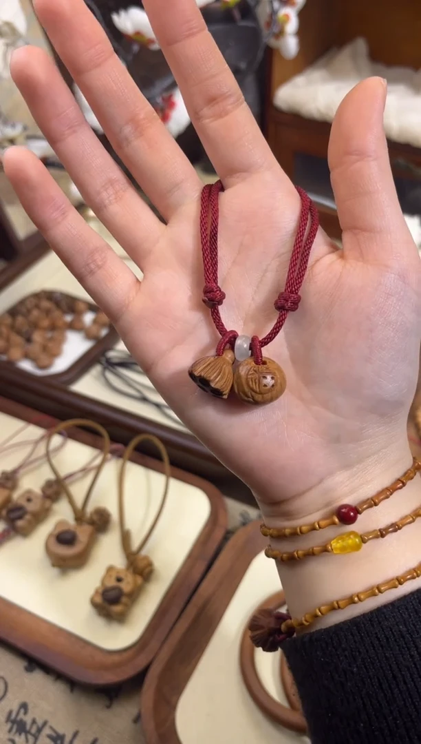 手串桃核【桃缘行】红绳「福气莲莲」桃木桃核辟、挡、驱、护 红绳可调节