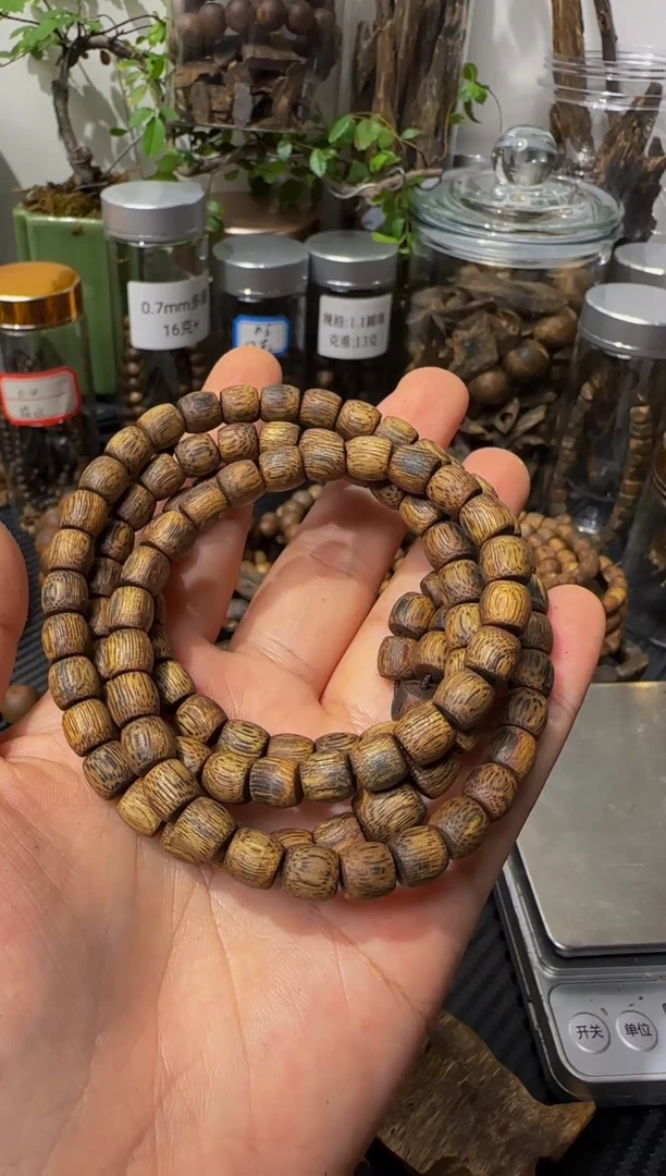 沉香手串宁**的海南陆河99沉0.7多圈收藏级