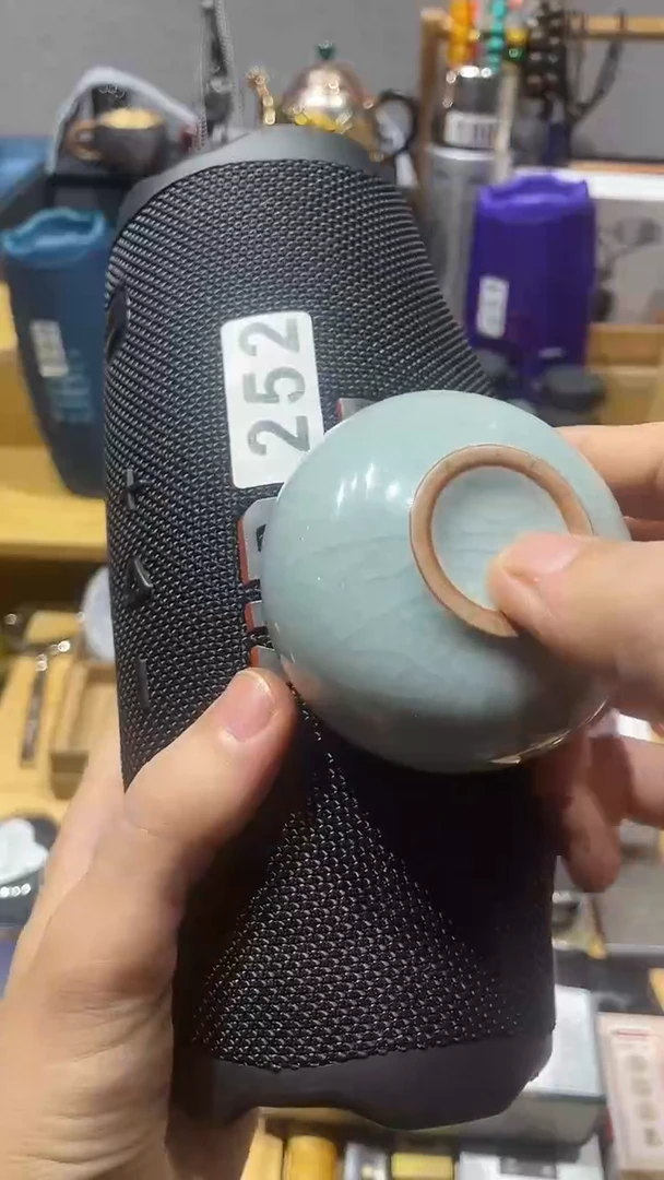 瓷片闪购商品 如图所示