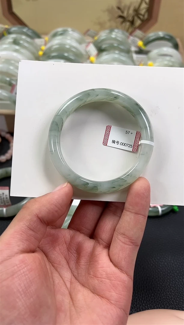 【闪购商品】石英质玉手镯未镶嵌725