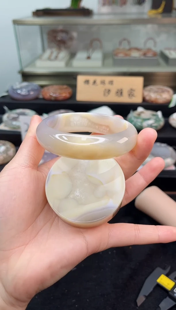 未镶嵌手镯石英质玉60圈口（赠品镯心）1885048