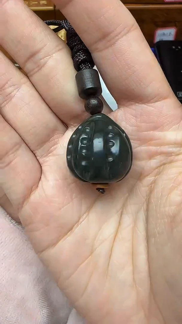 未镶嵌和田玉挂件心**神1