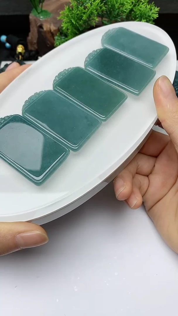 【闪购商品】翡翠颈饰未镶嵌多样性发其一/无事牌