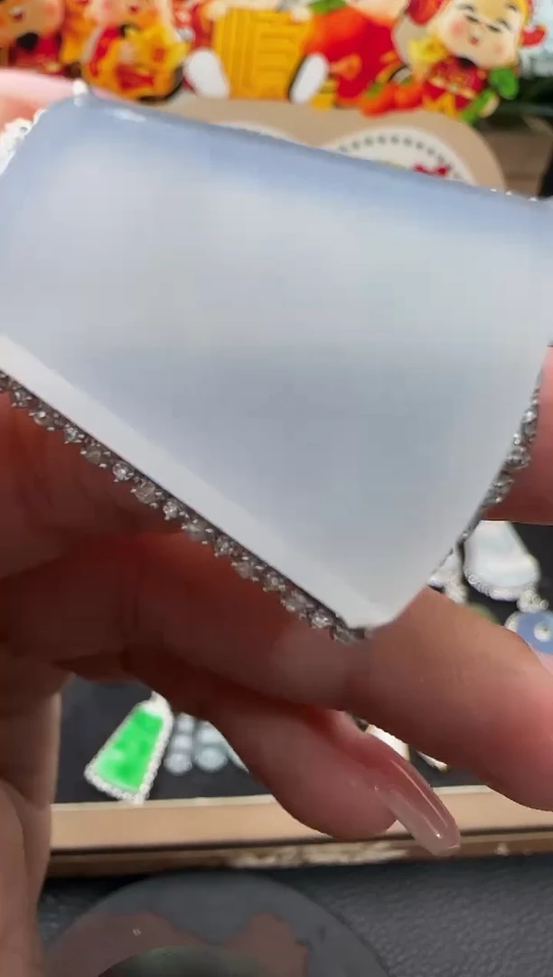 吊坠(不含链)18K金镶嵌翡翠勿拍