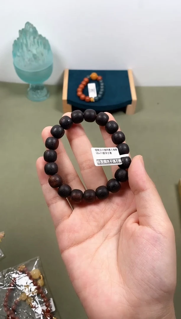 木木头款缅甸小叶降真香十亩香10x11鼓珠手串