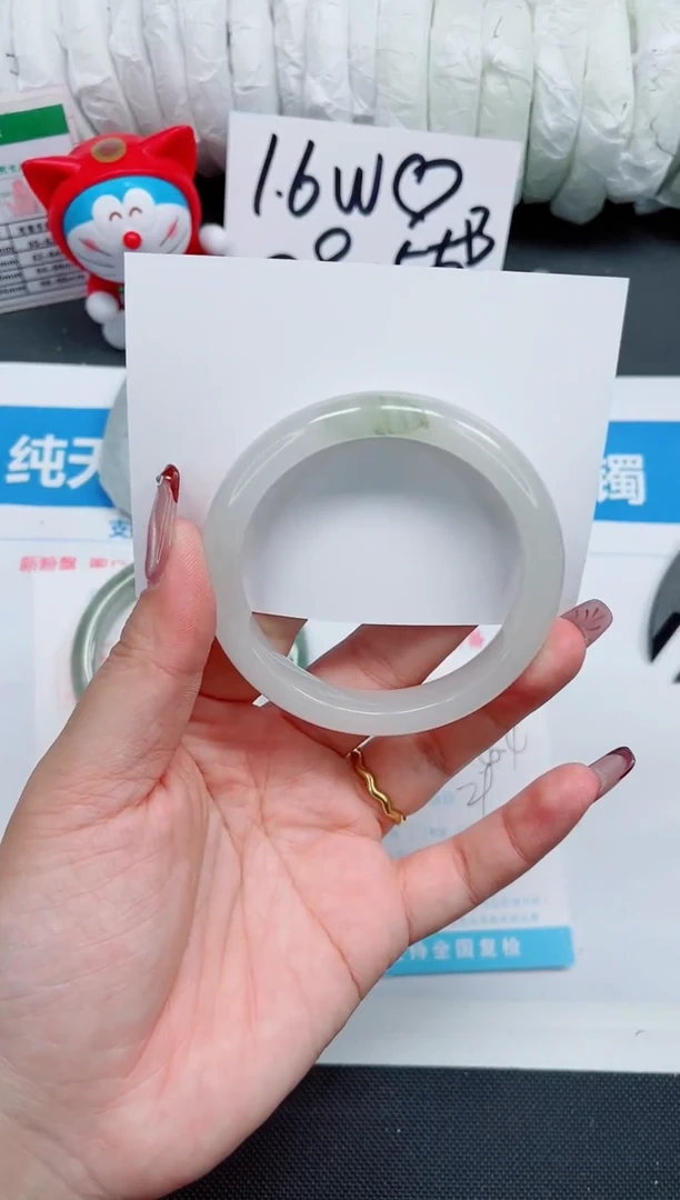 【闪购商品】石英质玉手镯未镶嵌259