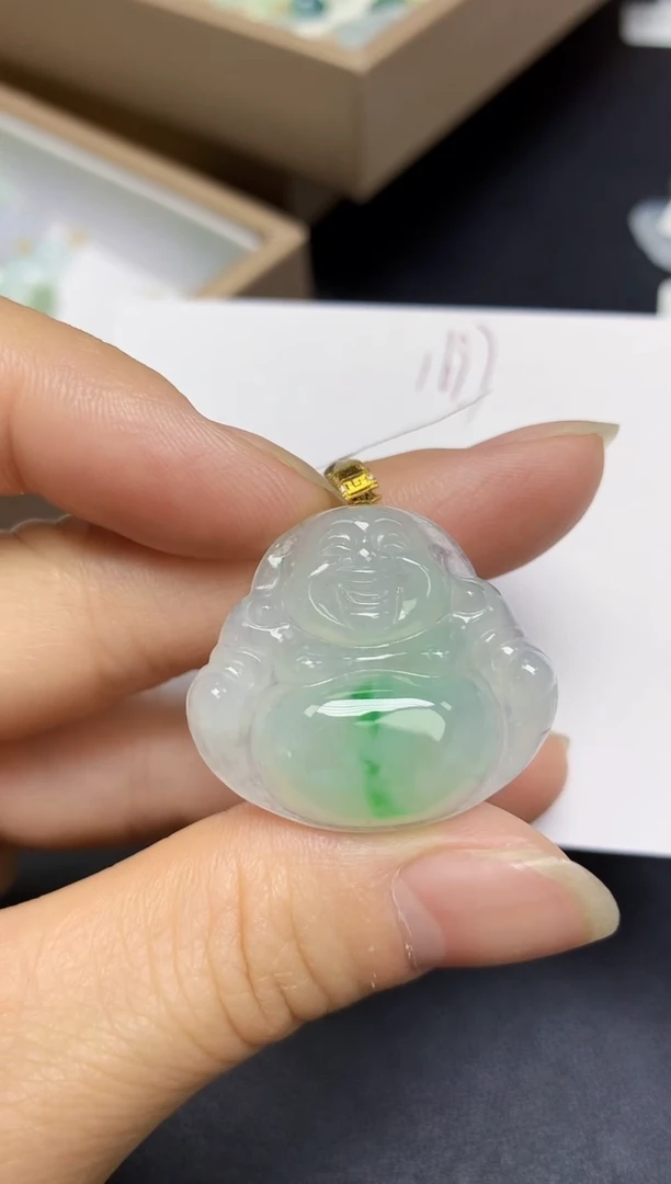 翡翠18K金镶嵌颈饰 天然翡翠A货