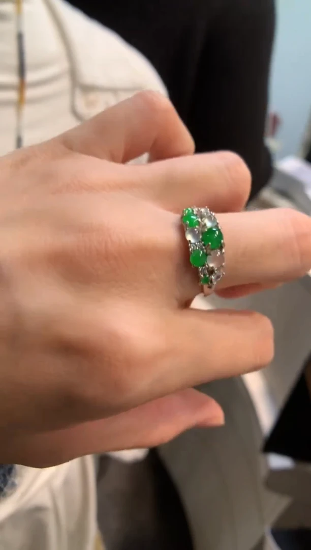 银S925镶嵌戒指翡翠戒指