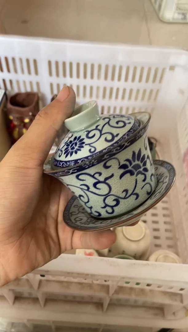 无运费险有瑕疵的摄影的产品有使用过的痕迹有点脏介意勿拍