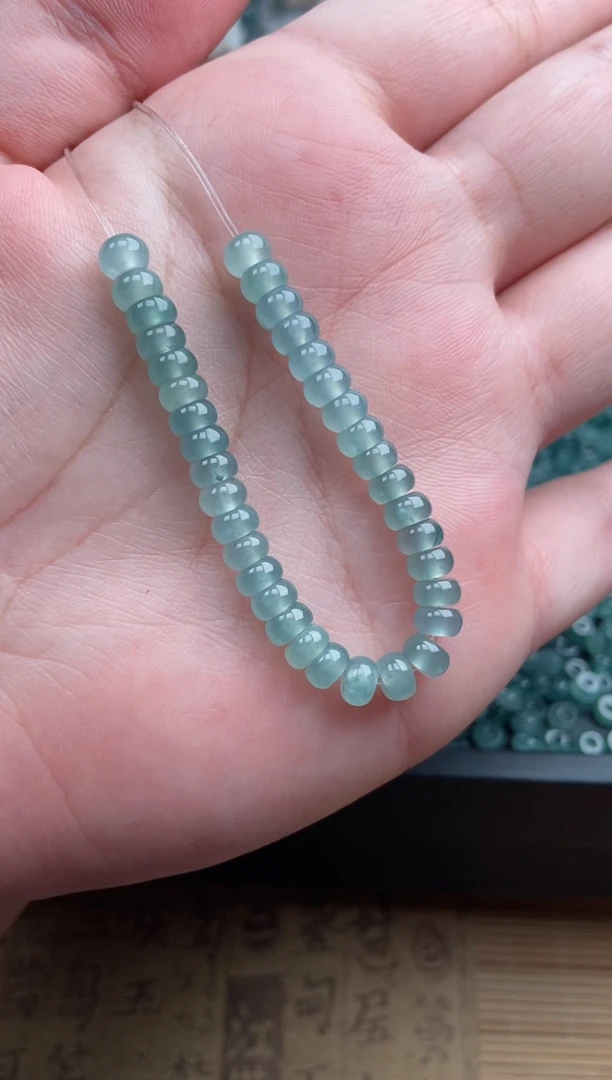 【闪购商品】翡翠手链未镶嵌算盘珠浅色