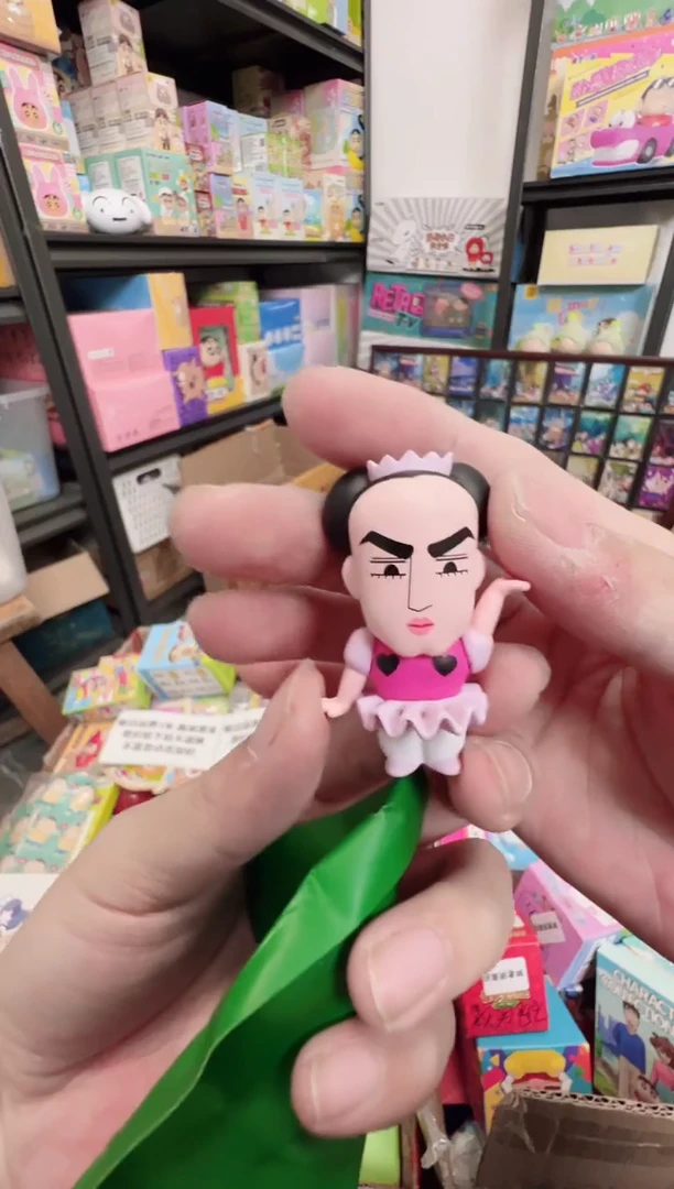 搪胶正版蜡笔小新大电影萌粒右护法