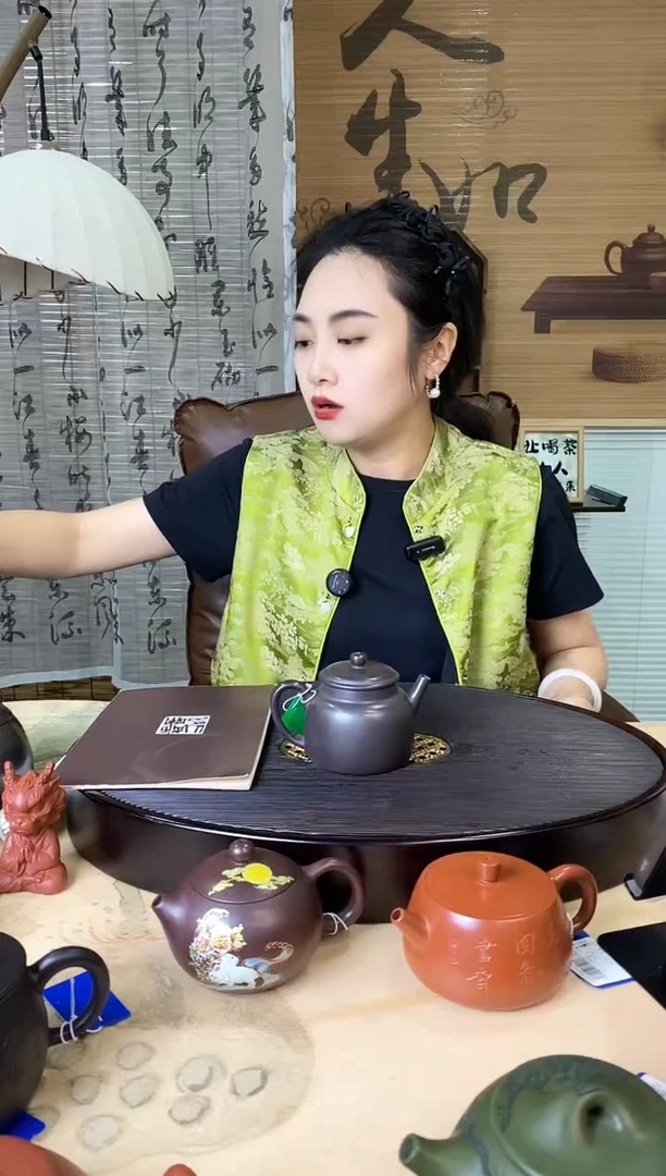 茶壶紫砂光器折肩紫天青泥德钟