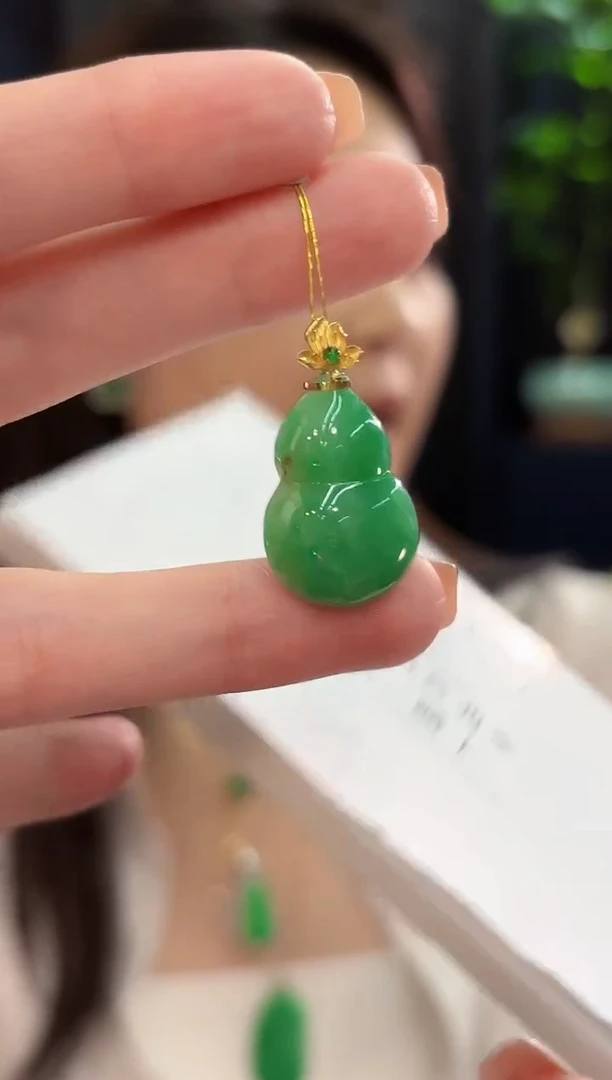吊坠(不含链)18K金镶嵌翡翠 缅甸A货/支持复检/一件