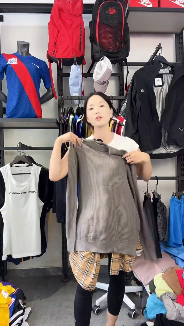 464编码 瑕疵款直播间过款为准 尺码130