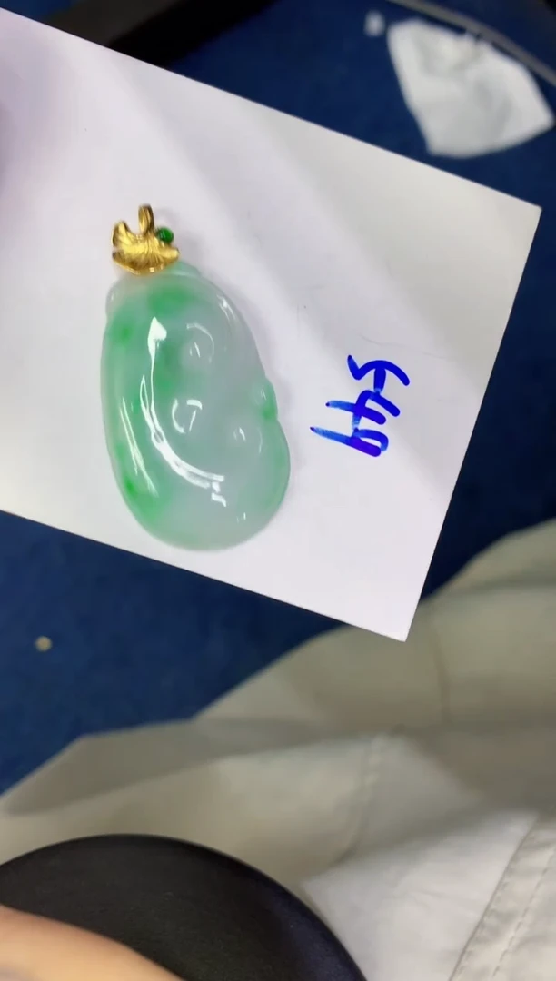 颈饰未镶嵌翡翠缅甸天然翡翠A货