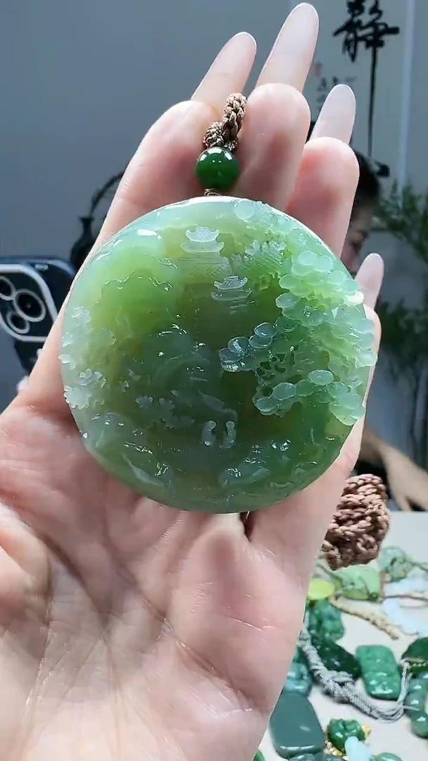 未镶嵌和田玉挂件1