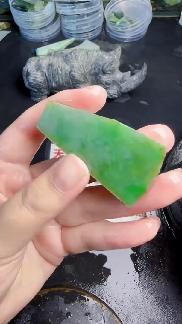 未镶嵌挂件翡翠天然翡翠066