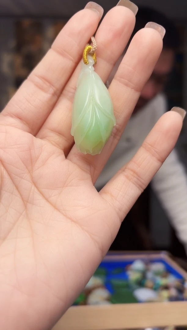 【闪购商品】和田玉挂件未镶嵌拍一发一