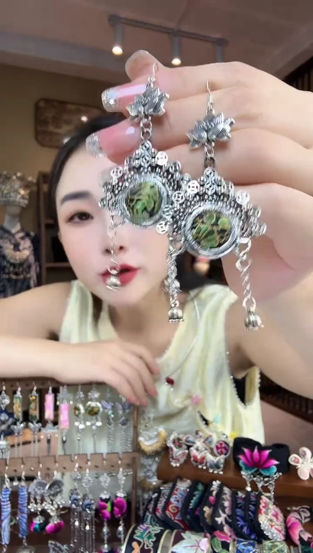 刺绣非遗刺绣民族风饰品