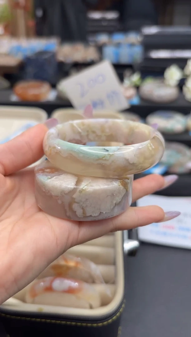 未镶嵌手镯石英质玉A115(57圈赠送镯心)