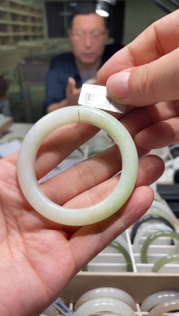 未镶嵌手镯和田玉54-55圈口 0226