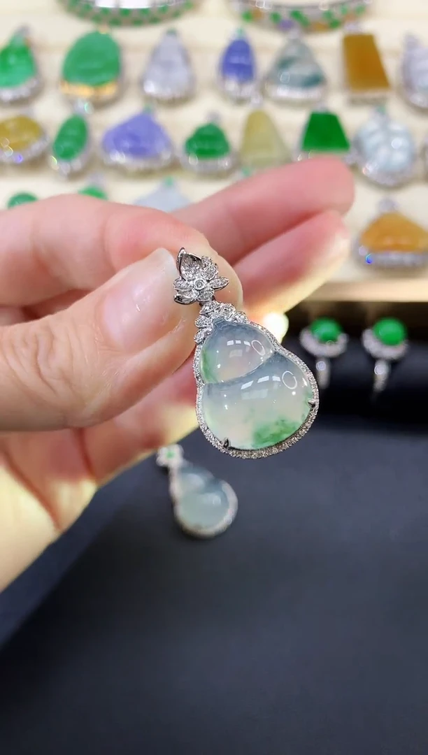 翡翠18K金镶嵌吊坠(不含链)葫芦|5980