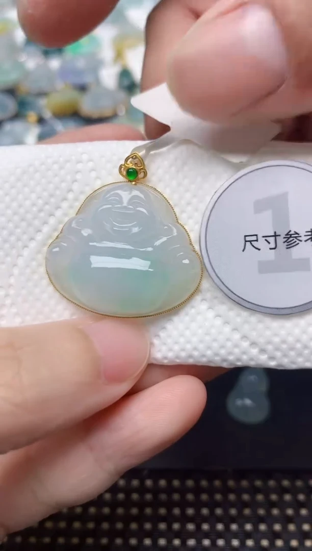 颈饰18K金镶嵌翡翠天然缅甸A货翡翠