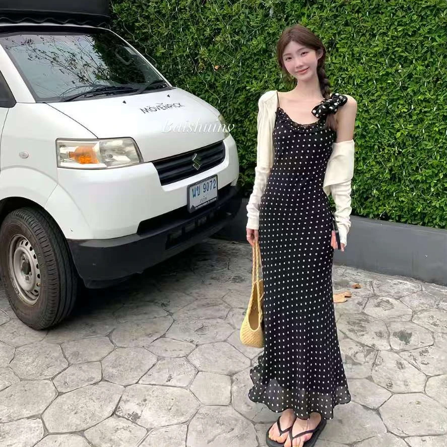 叮叮家【南法假日】早春花边设计感修身度假波点吊带连衣裙