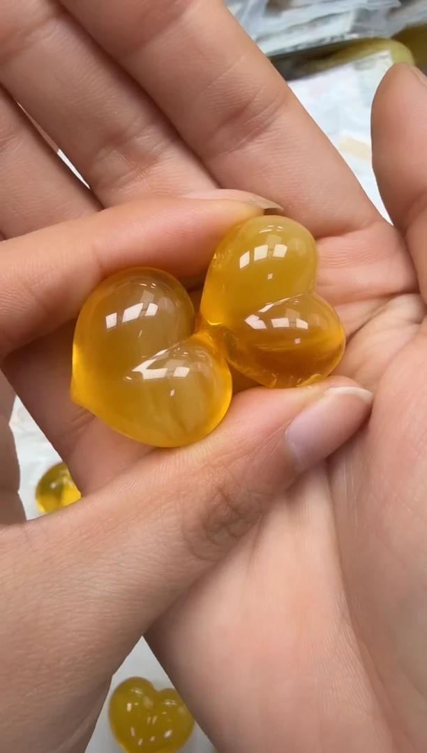 裸石琥珀未镶嵌金**象随机一个