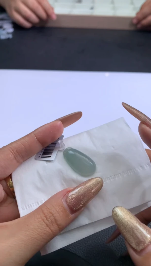 【闪购商品】定制翡翠未镶嵌翡翠