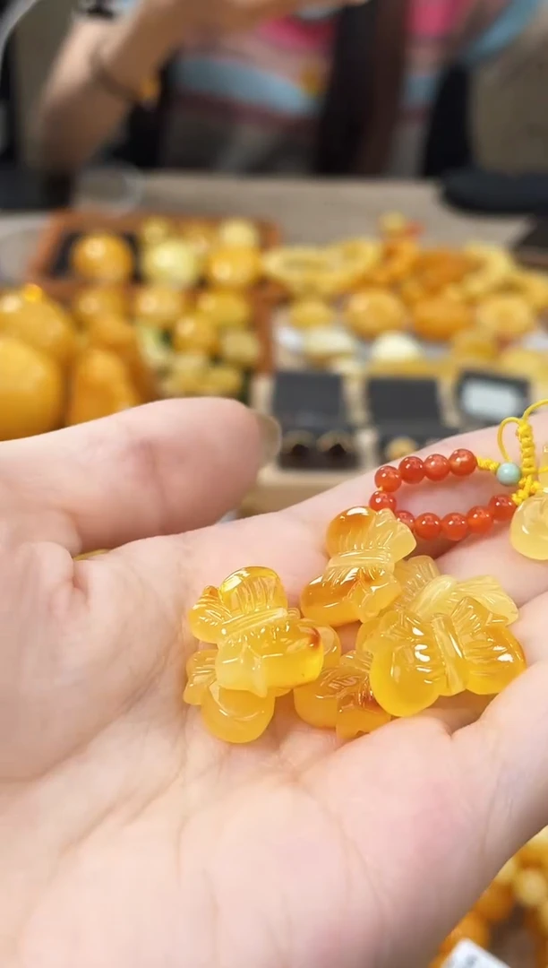 未镶嵌琥珀裸石多样性发货发其一J1