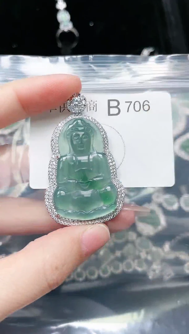 【闪购商品】翡翠颈饰未镶嵌706赠皮绳