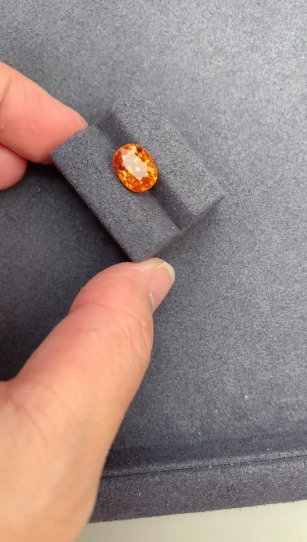 【闪购商品】石榴石（芬达石）裸石未镶嵌4.2ct芬达