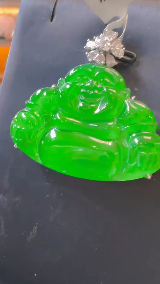 吊坠(赠链)18K金镶嵌翡翠天然A货翡翠