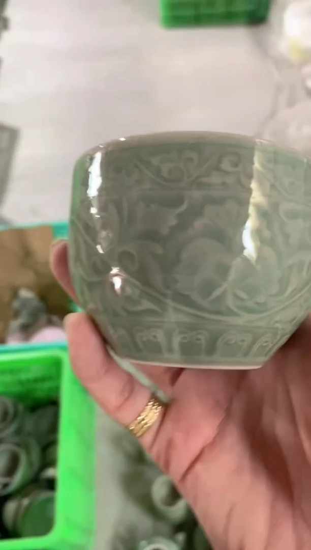 耀州窑微瑕处理缠枝牡丹缸杯  一个