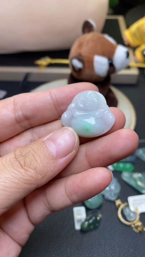 翡翠未镶嵌颈饰净货35270